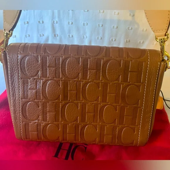 As new!! Authentic Carolina Herrera Andy Locked Crossbody bag. - Picture 7 of 15